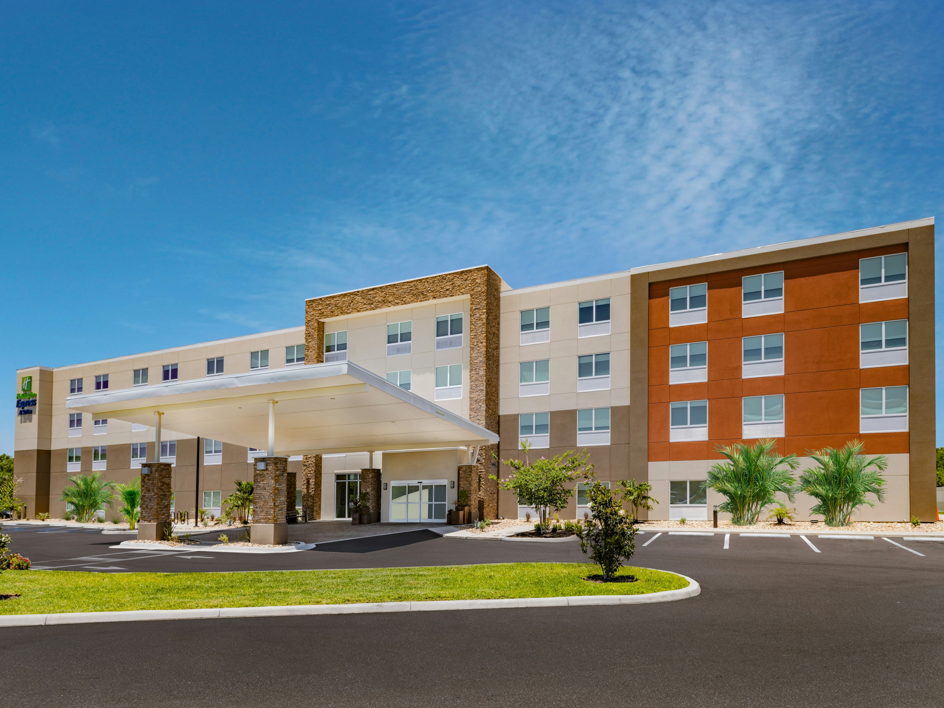 Holiday Inn Express & Suites Ruskin - Sun City 4/59