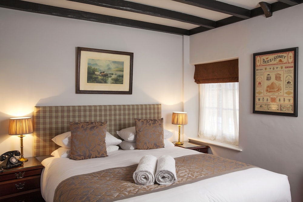 THE WHITE HART HOTEL 22/48