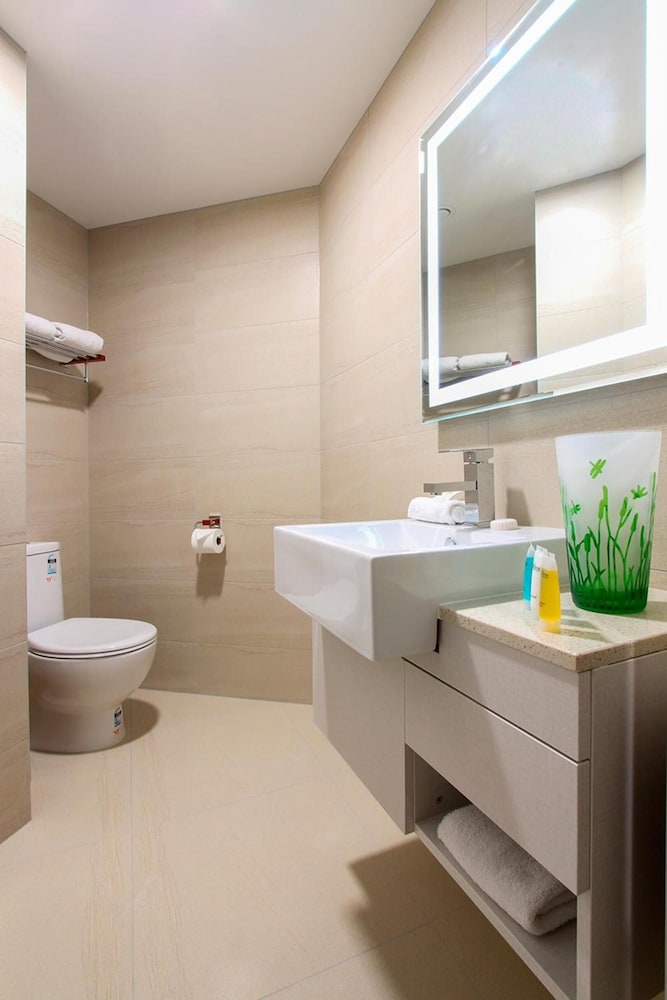 Vr Queen Street Hotel And Suite 63/63