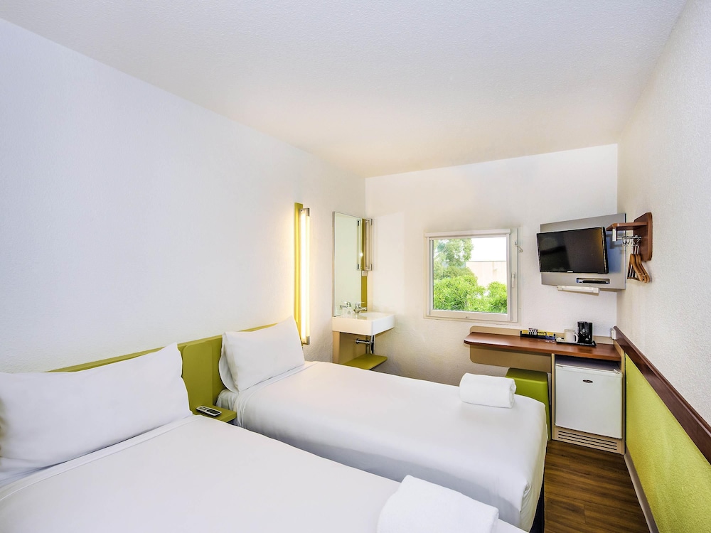 Ibis Budget St Peters 27/54