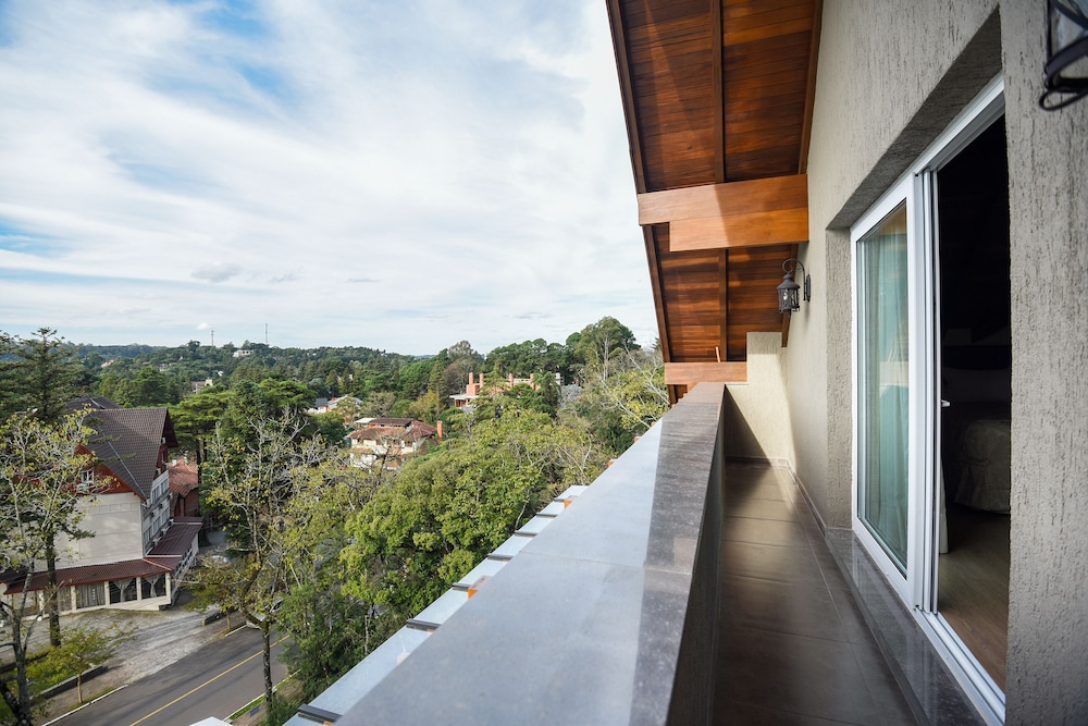Hotel Refugio da Montanha 60/63