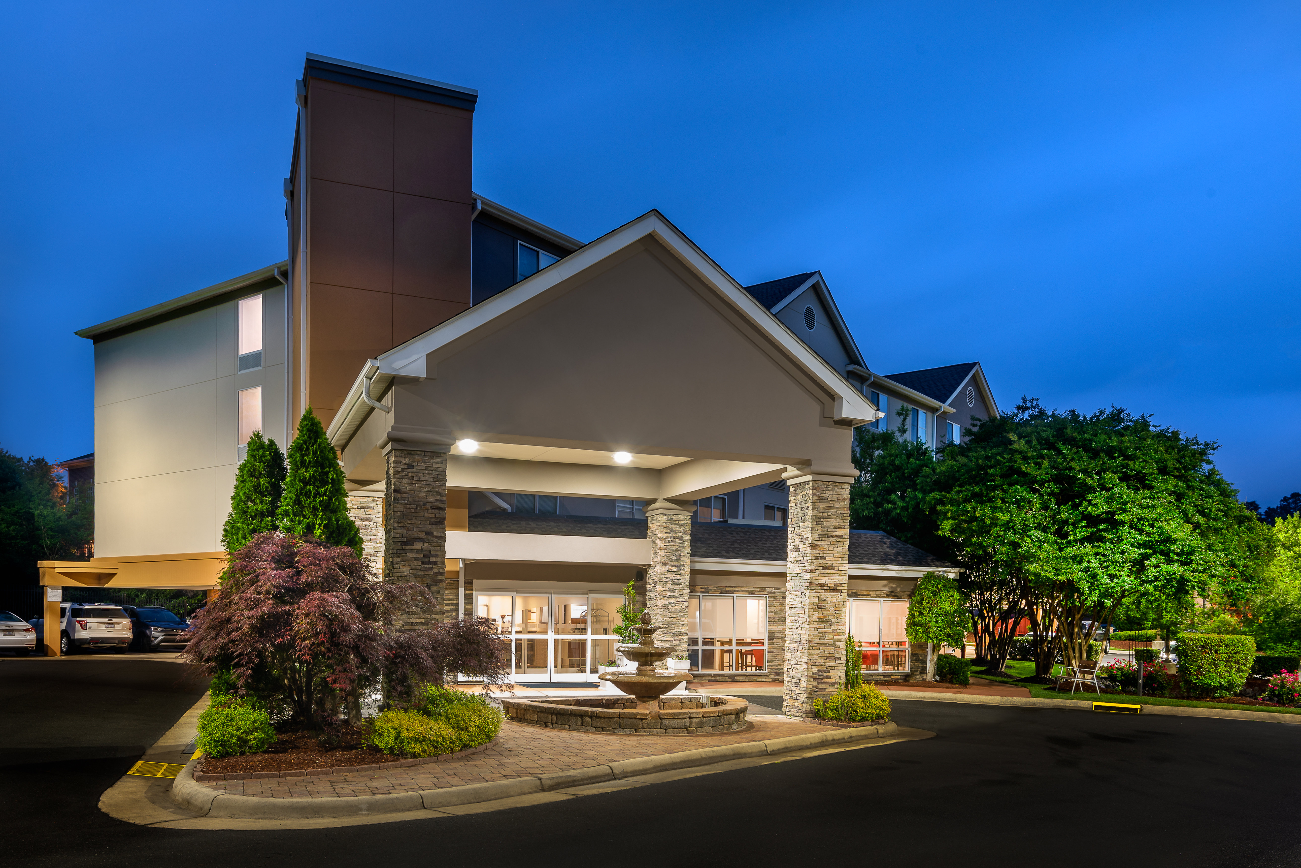 Holiday Inn Express Chapel Hill 1/18