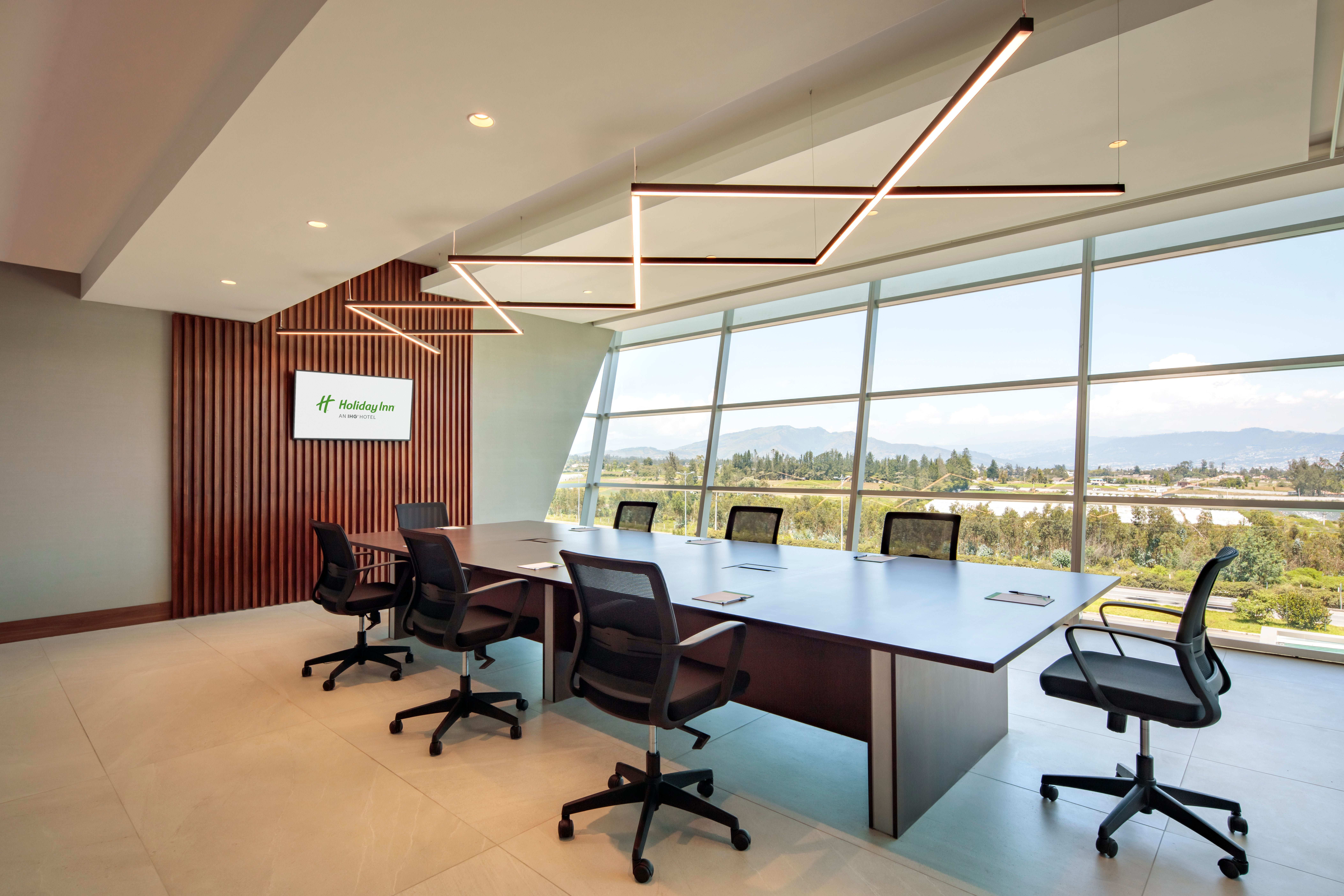 Holiday Inn Quito Airport 65/66