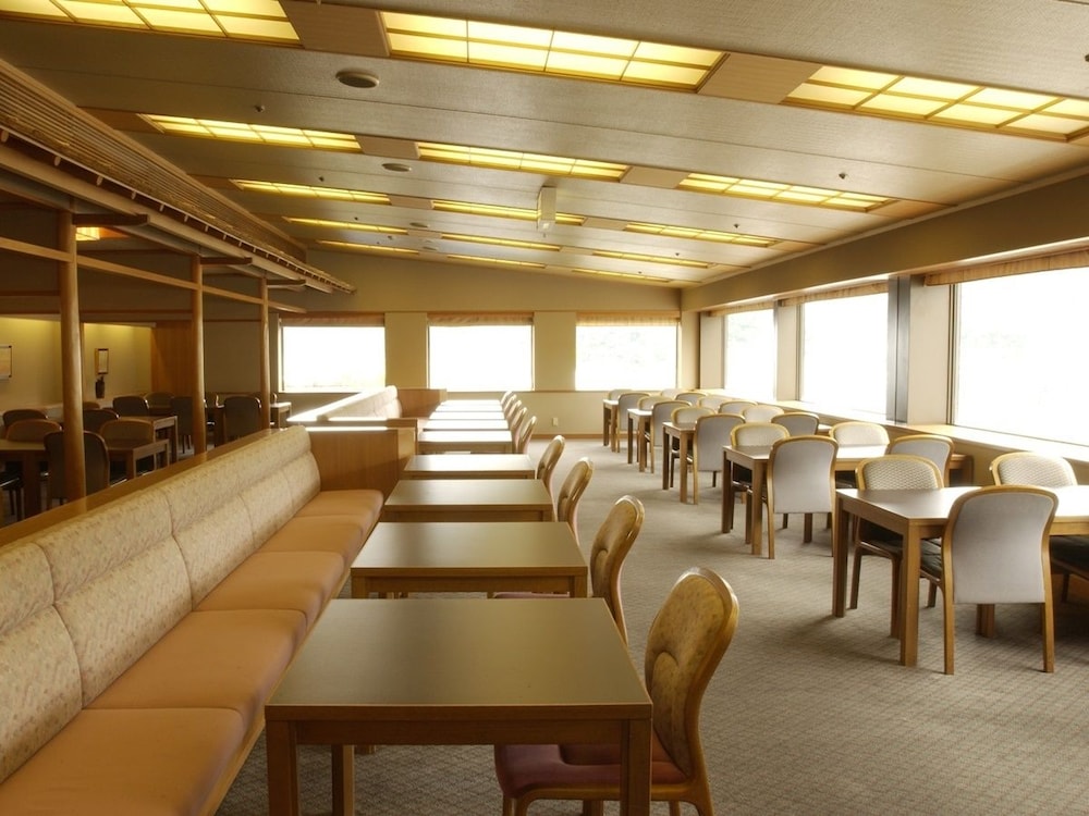 Atami New Fujiya Hotel 55/60