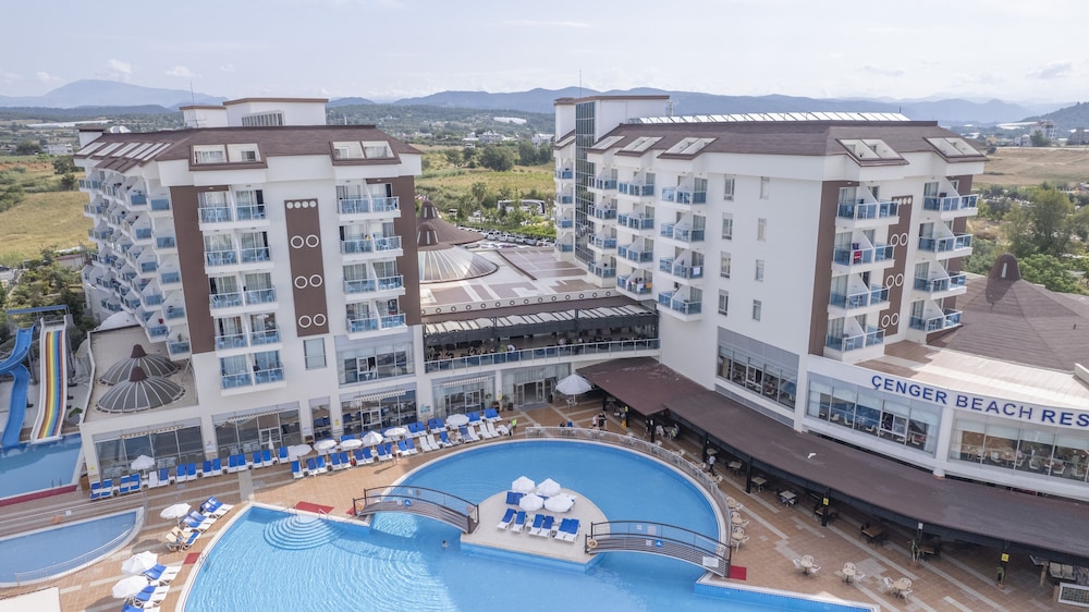 Cenger Beach Resort & Spa