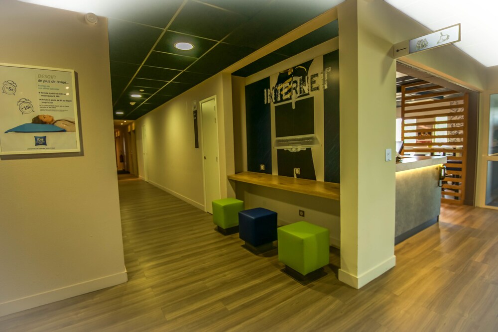 Ibis Budget Saint Martin De Crau Porte De Camargue 37/57
