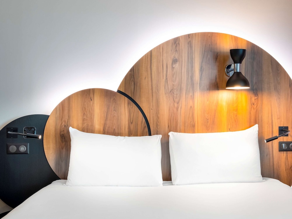 Ibis Styles Paris Meteor Avenue D'italie 33/61