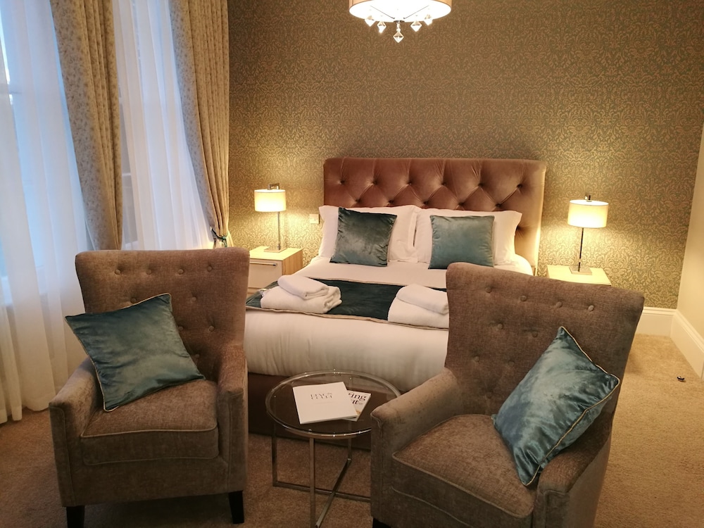 The Devon Court 22/43