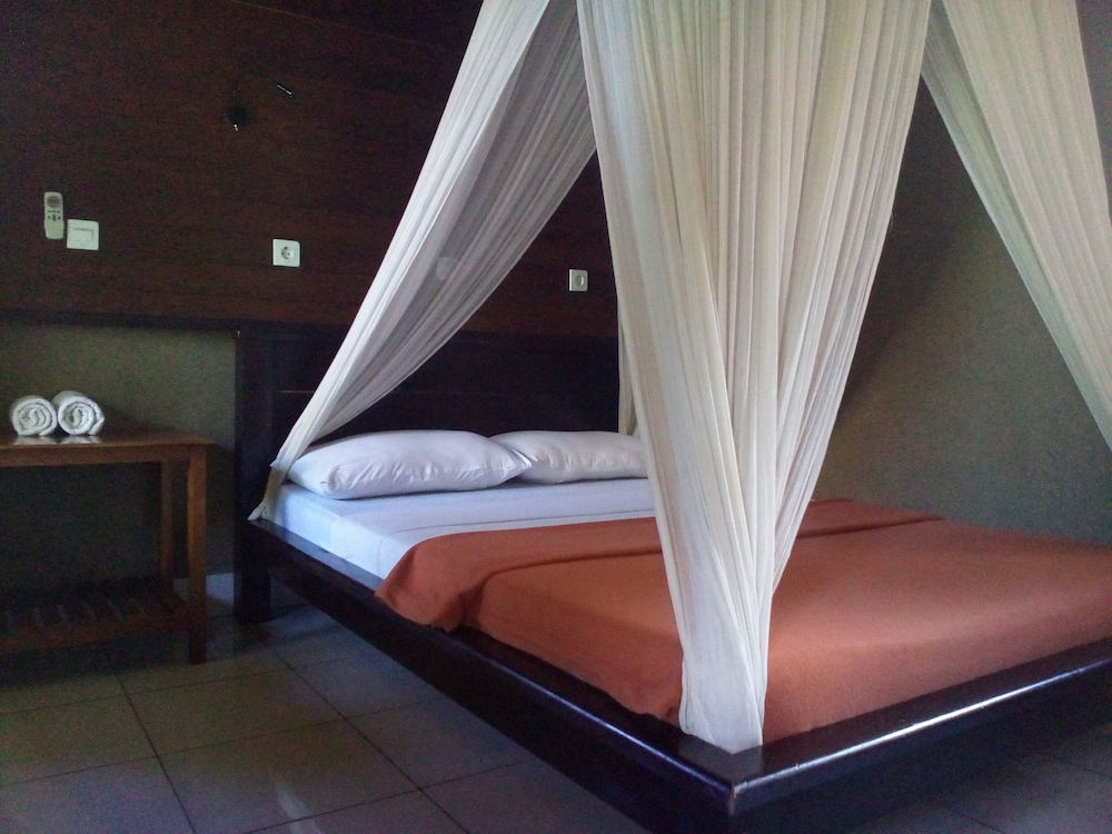 Suka Sari Cottages 18/71