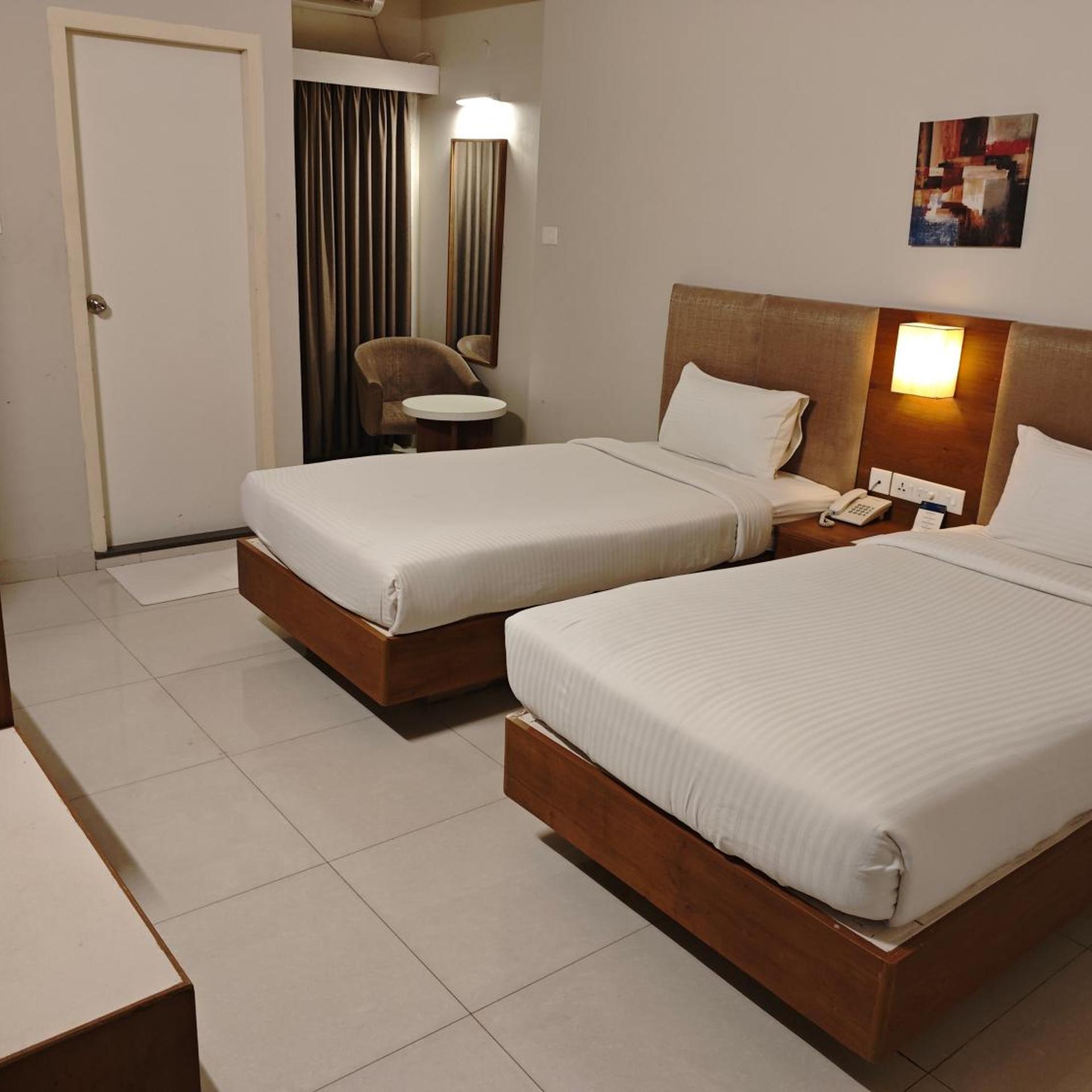 Royal Residency 18/55