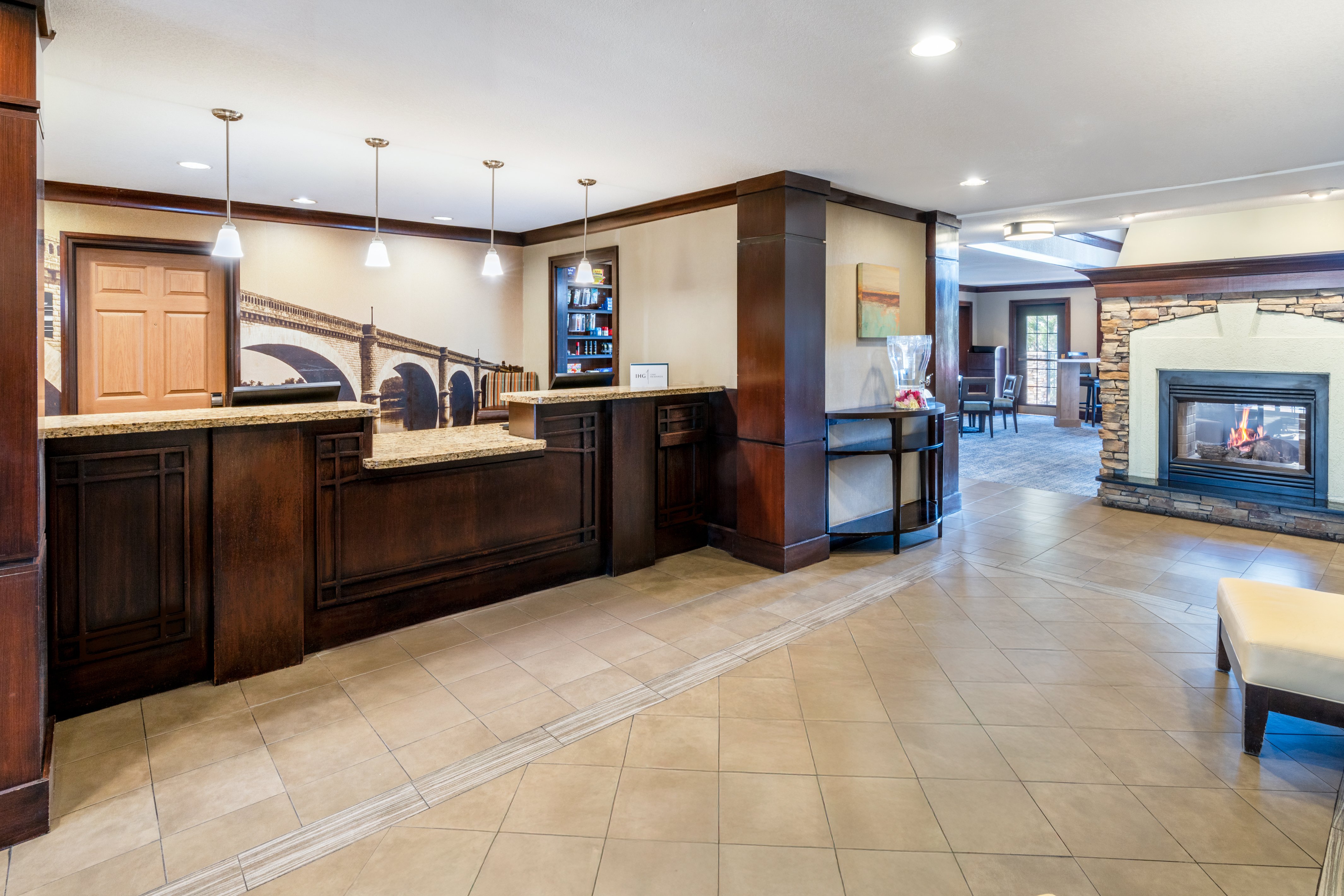 Staybridge Suites Co Springs Air Force Academy 6/60