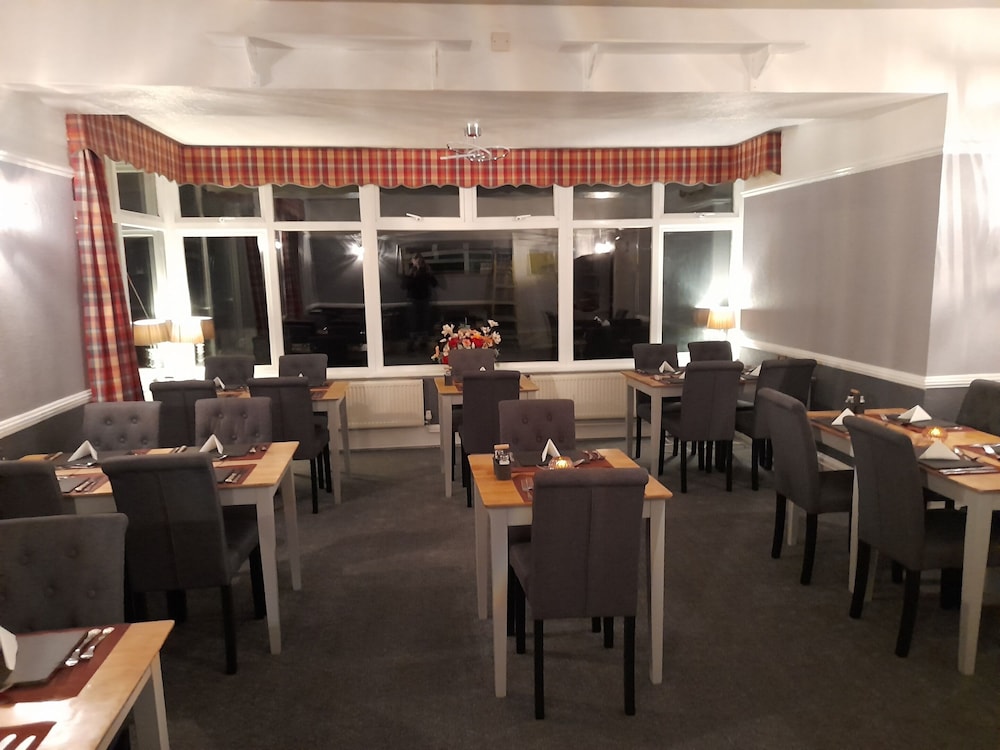 George Borrow Hotel 18/23