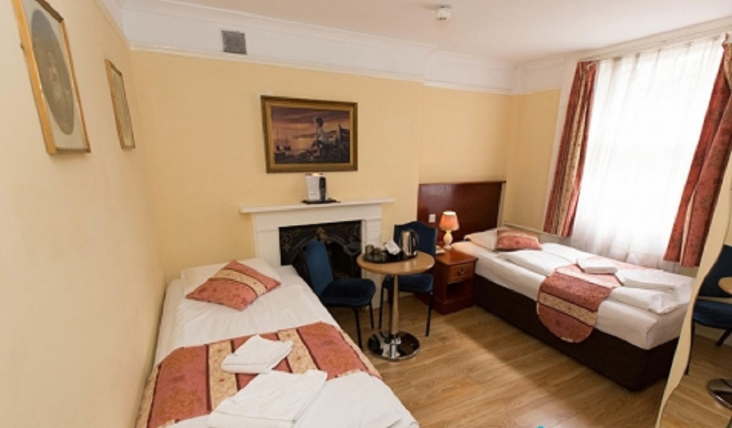 Standard, Double or Twin Bed