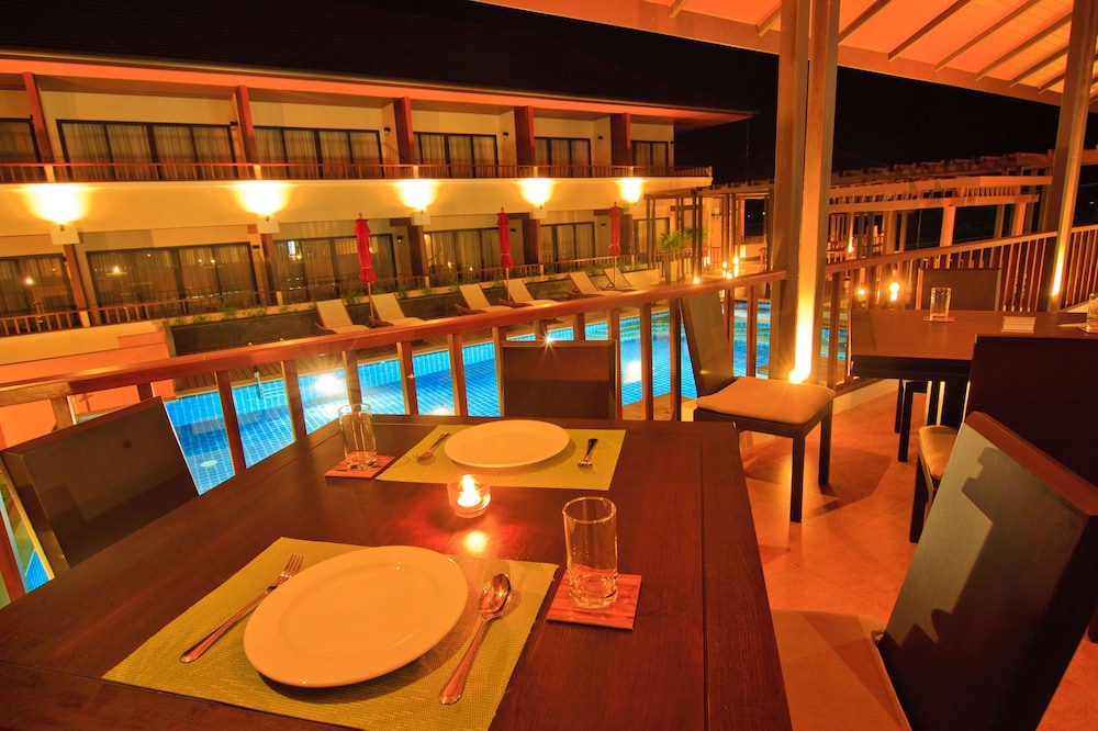 Islanda Resort Hotel 52/63
