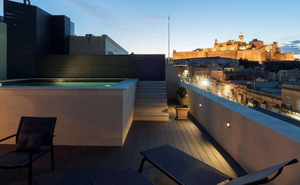 The Duke Boutique Hotel 43/50