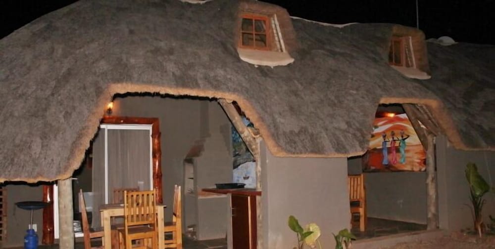 Emahlathini Guest Farm 6/49