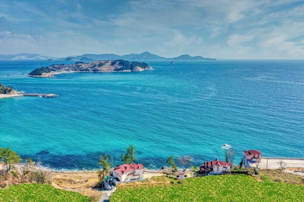 Geoje White O Pension 42/50
