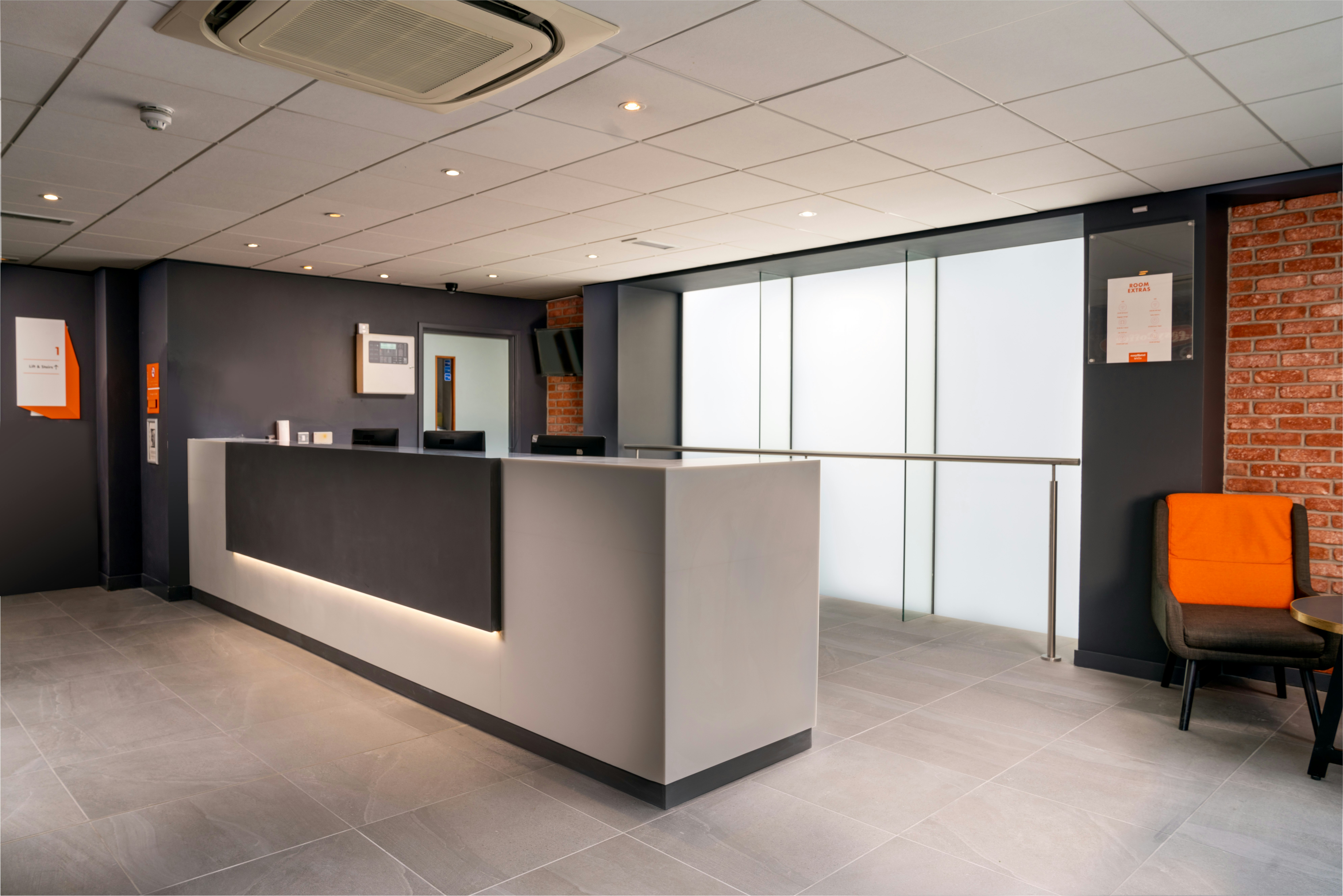 Lobby at easyHotel Glasgow City, GLASGOW
