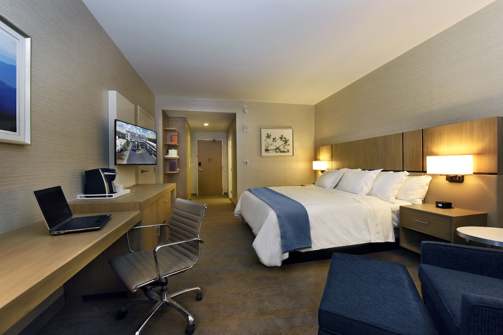 JB Duke Hotel 22/67