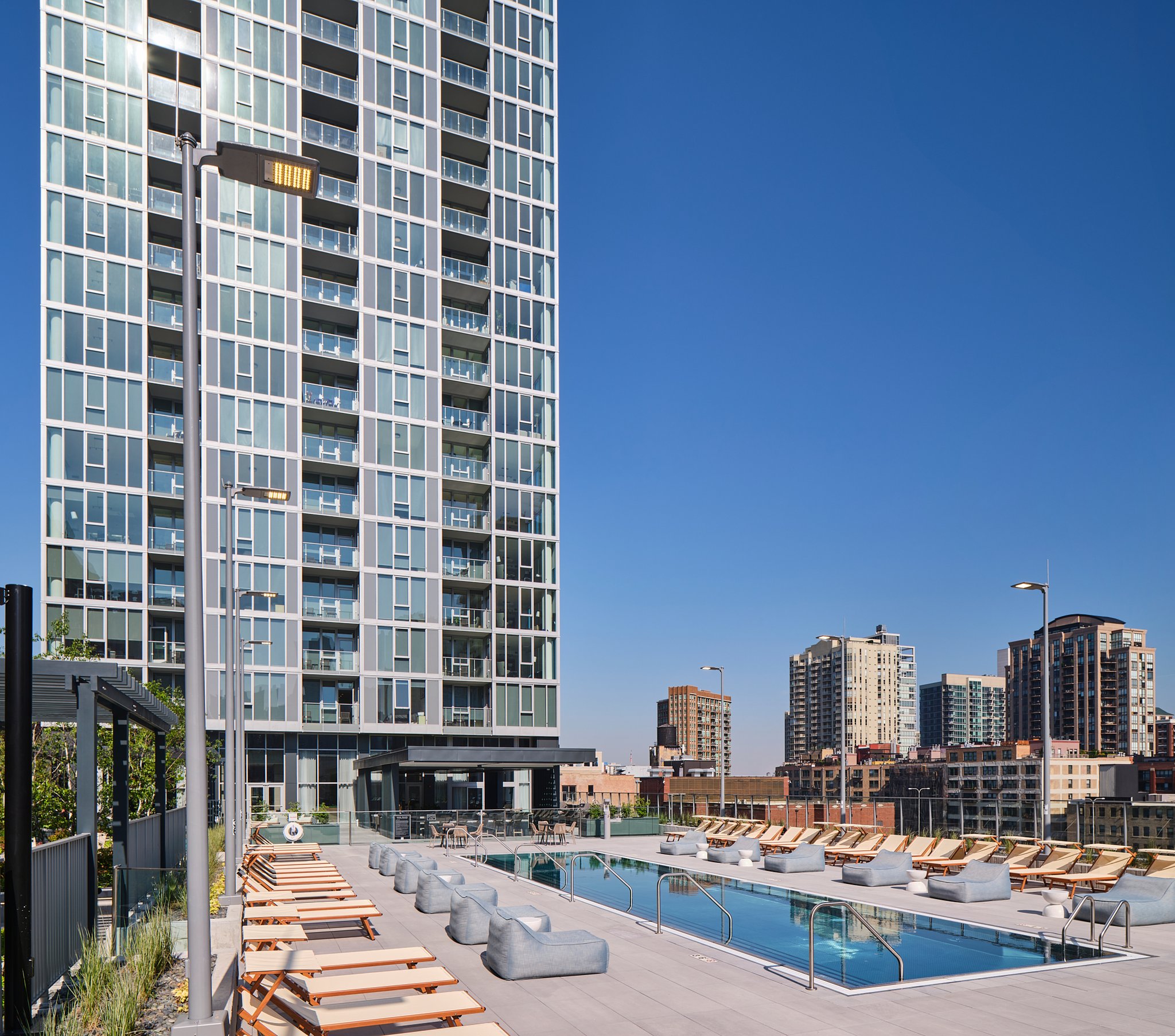 Level Chicago River North 1/9