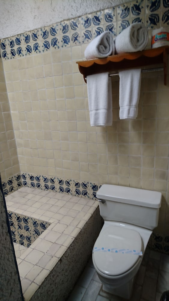 Las Rocas Resort Spa 47/50