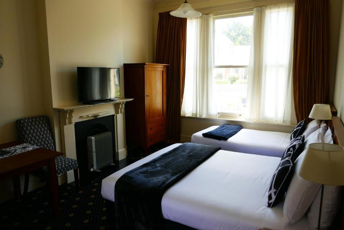 Highland House Boutique Hotel 12/35
