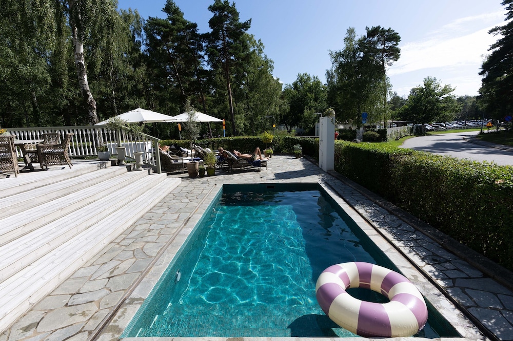 Villa Strandvagen 42/50