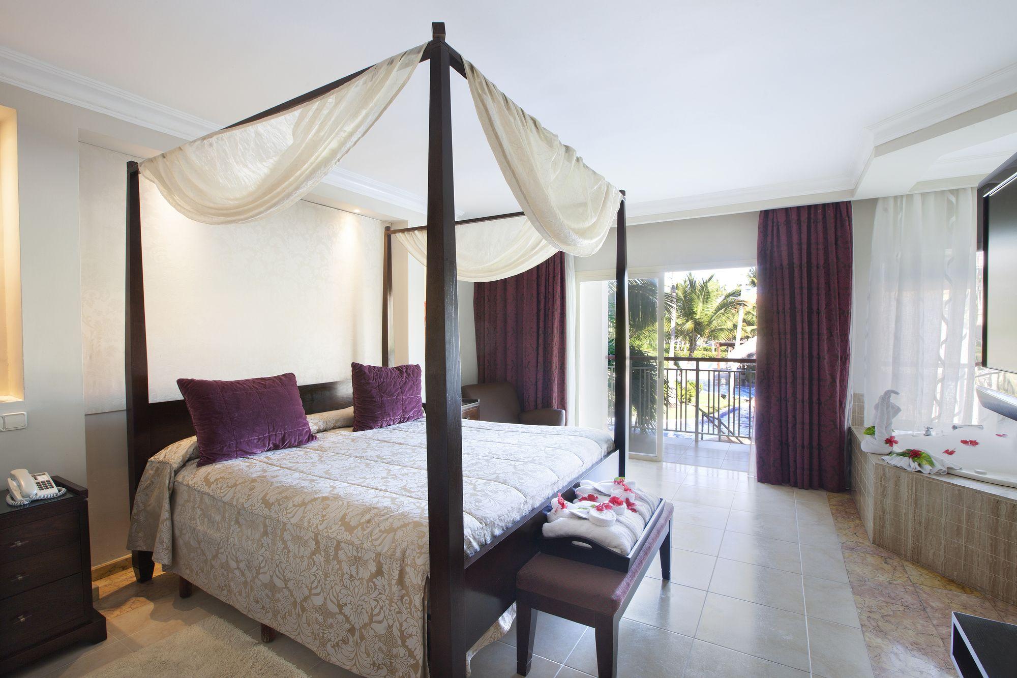 Colonial, Junior Suite, Hot Tub
