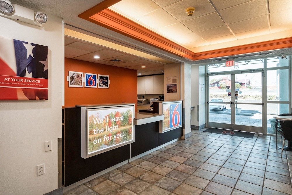 Motel6 Newport, TN 7/40