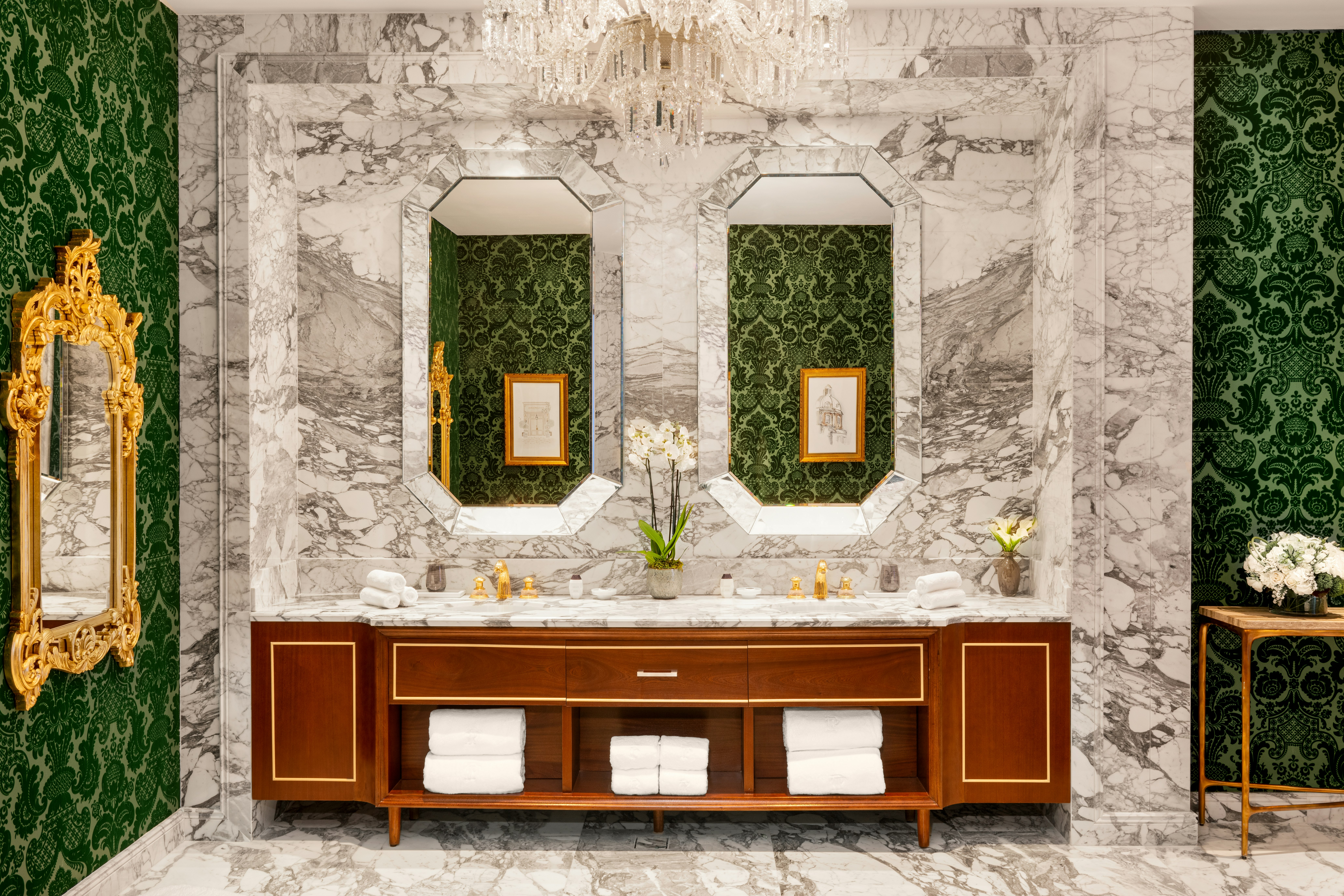 Imperial, Suite، The Plaza Doha, LXR Hotels and Resorts 4/6