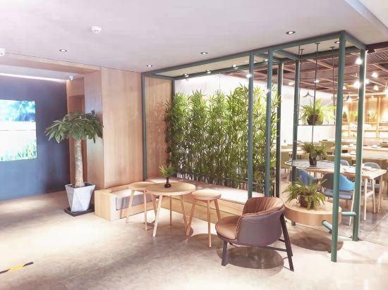 True Go Hotel(Beijing Happy Valley subway station store) 33/37