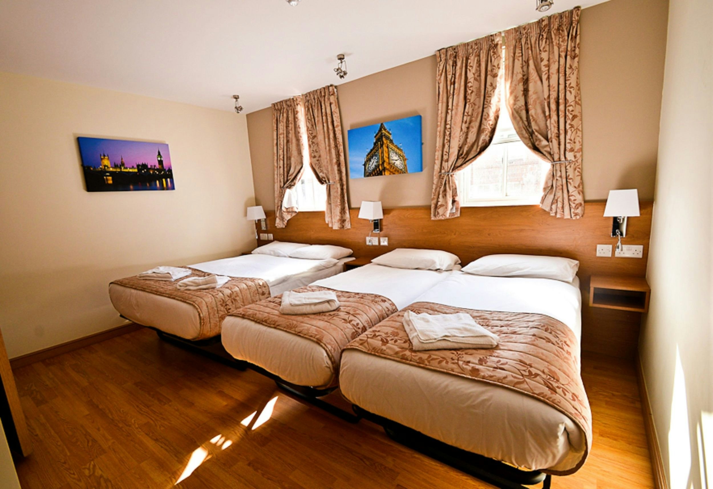 Kings Cross Inn Hotel 26/46