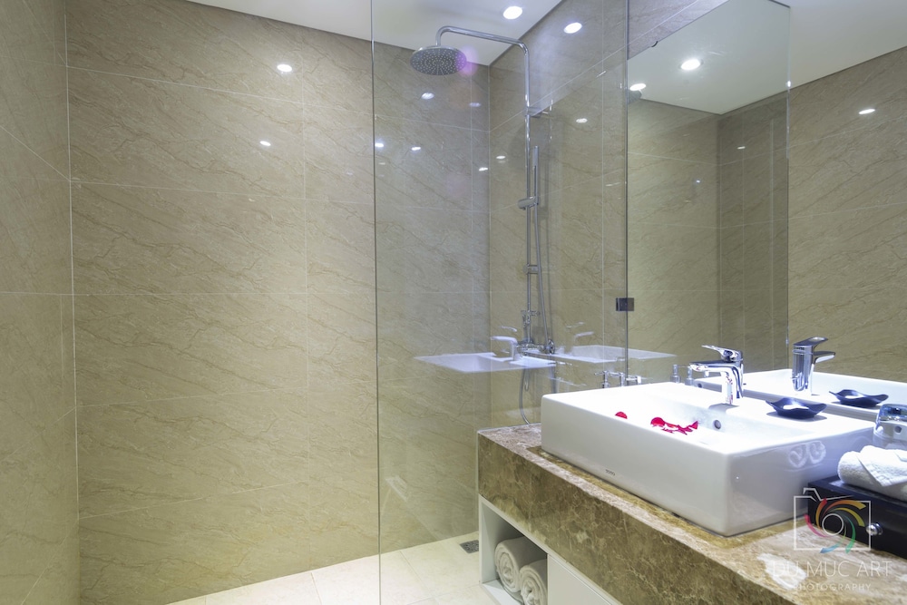 Pavilion Hotel Da Nang 34/77