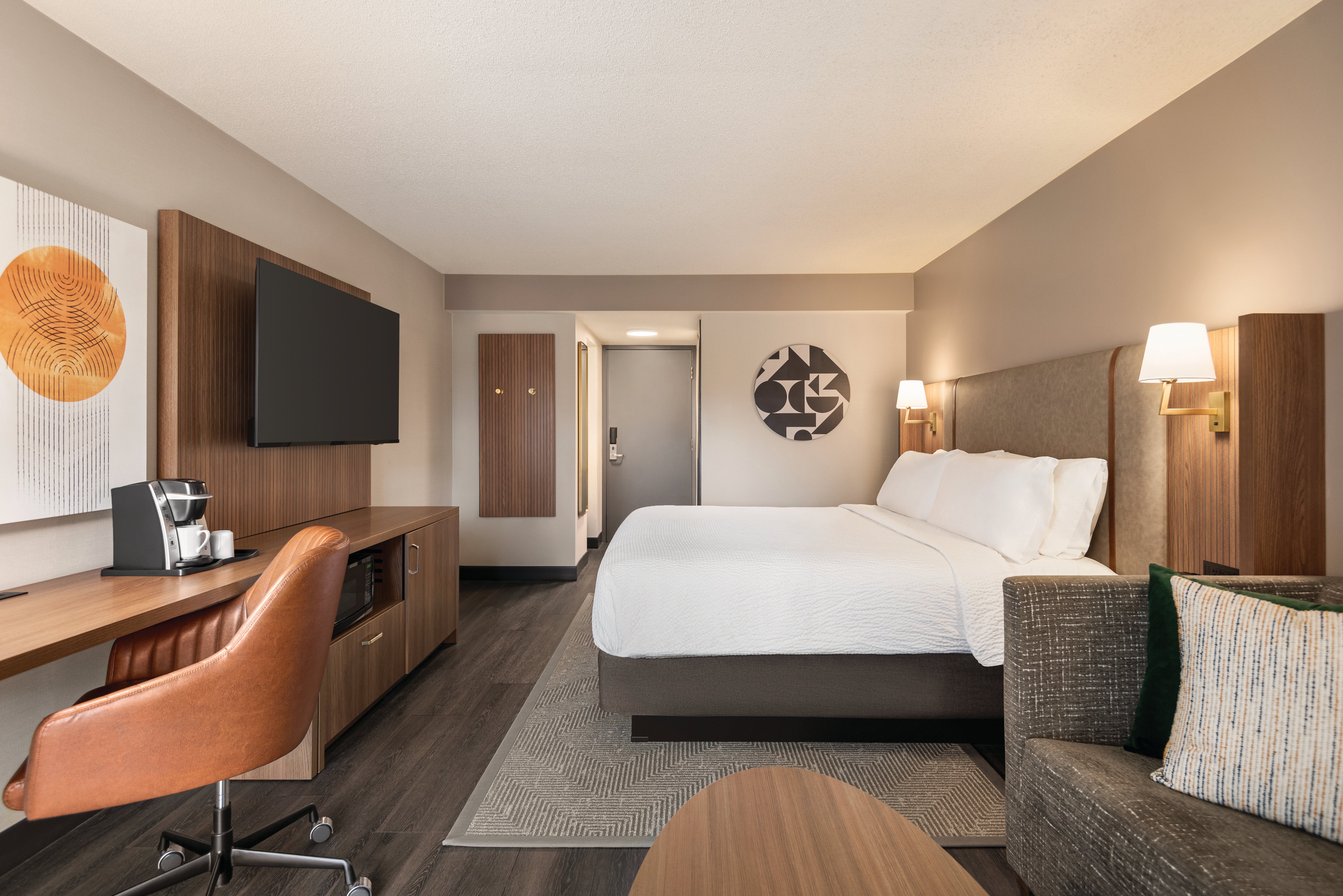 HOLIDAY INN HOTEL AND SUITES VANCOUVER DOWNTOWN 33/73