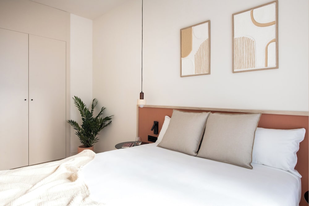 1 Bedroom, Apartment, Double Bed, Sofa, Terrace