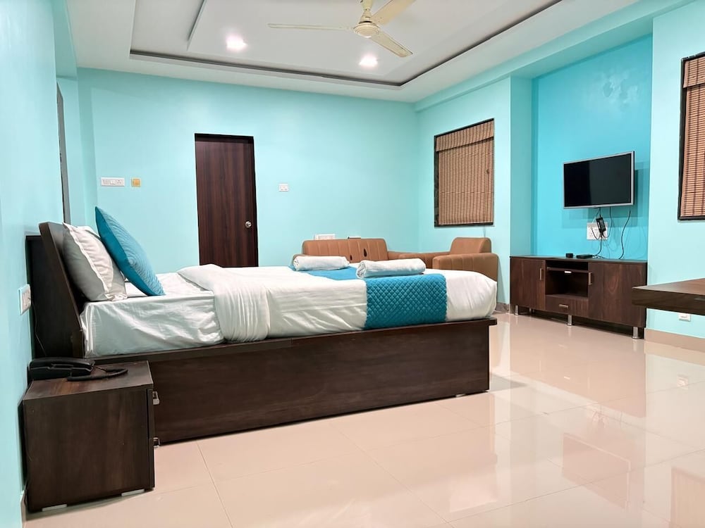 Hotel Bramha Inn 25/45
