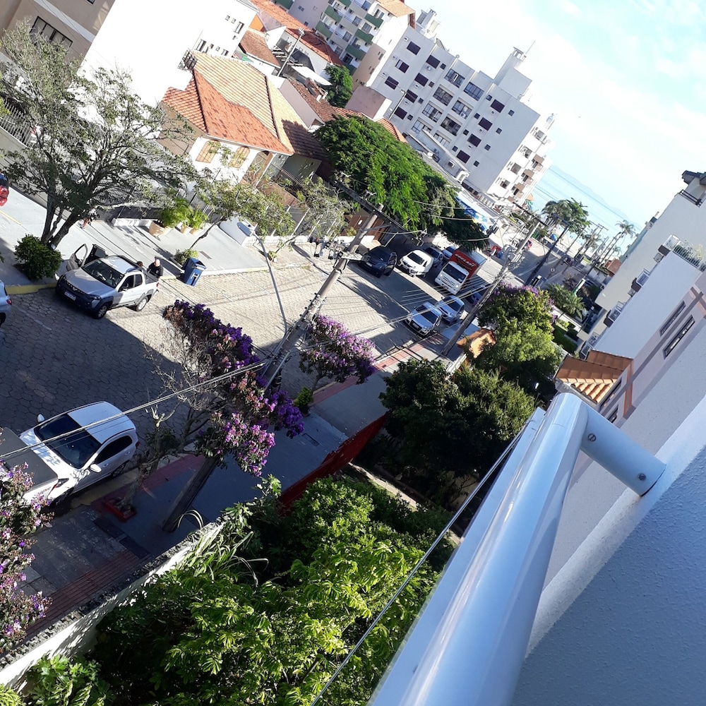 Hotel Porto Madero 23/27