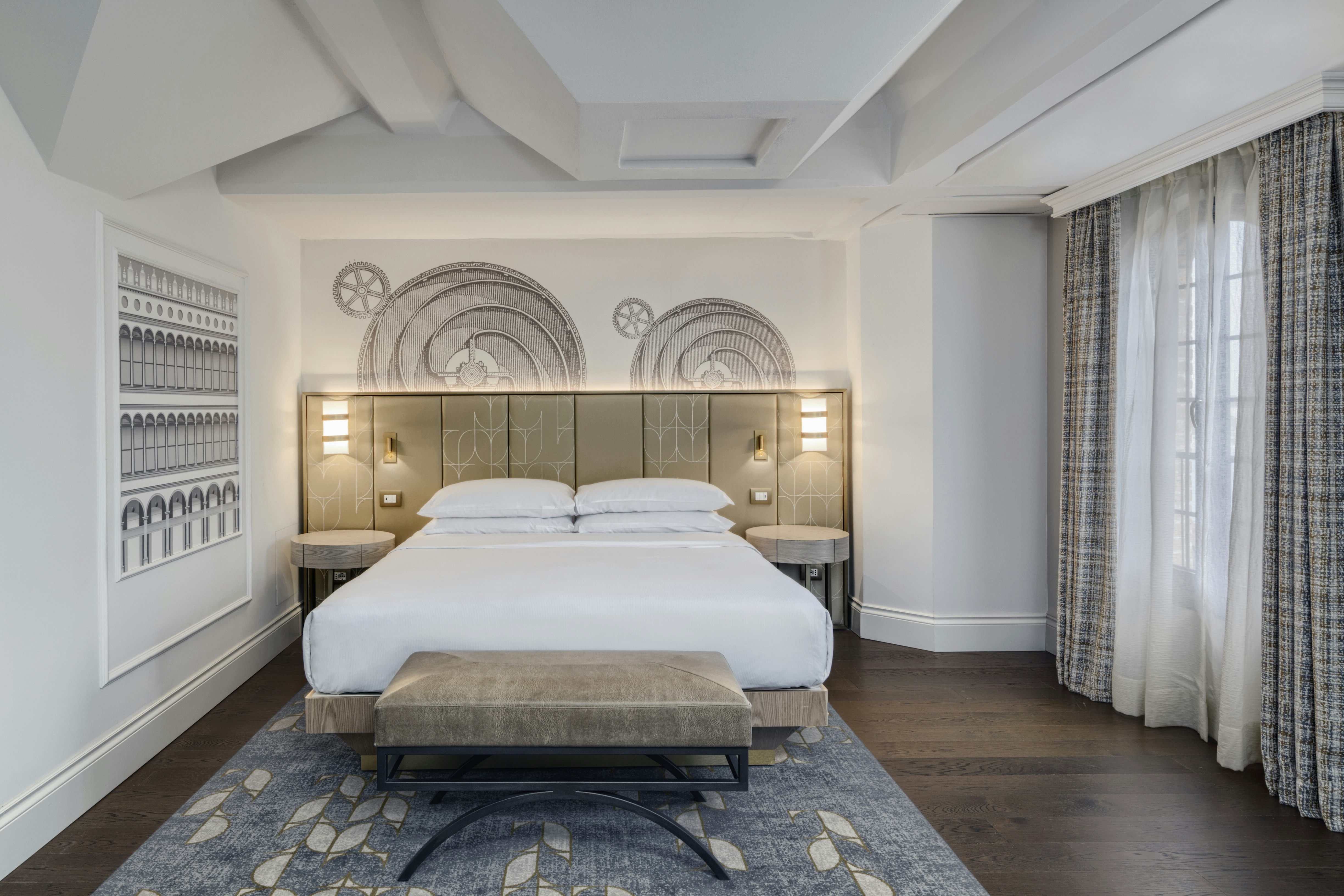 Molino, Deluxe, King Bed