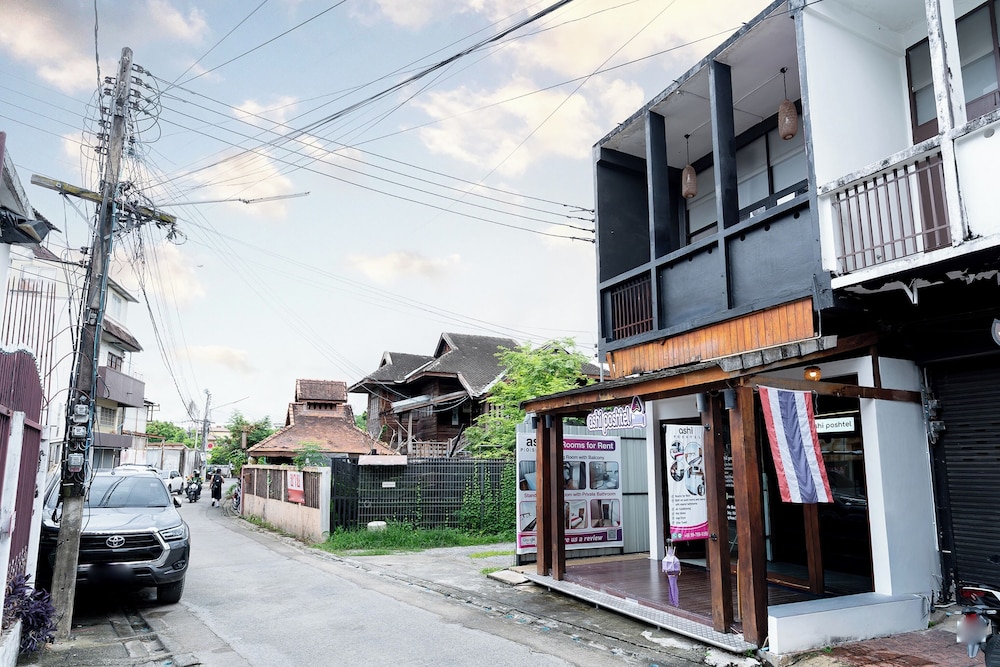 Ashi Hostel 64/73
