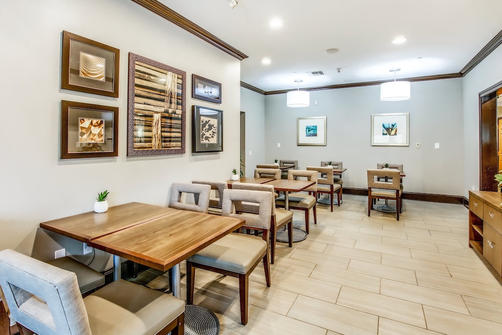 Staybridge Suites Gulf Shores 42/51