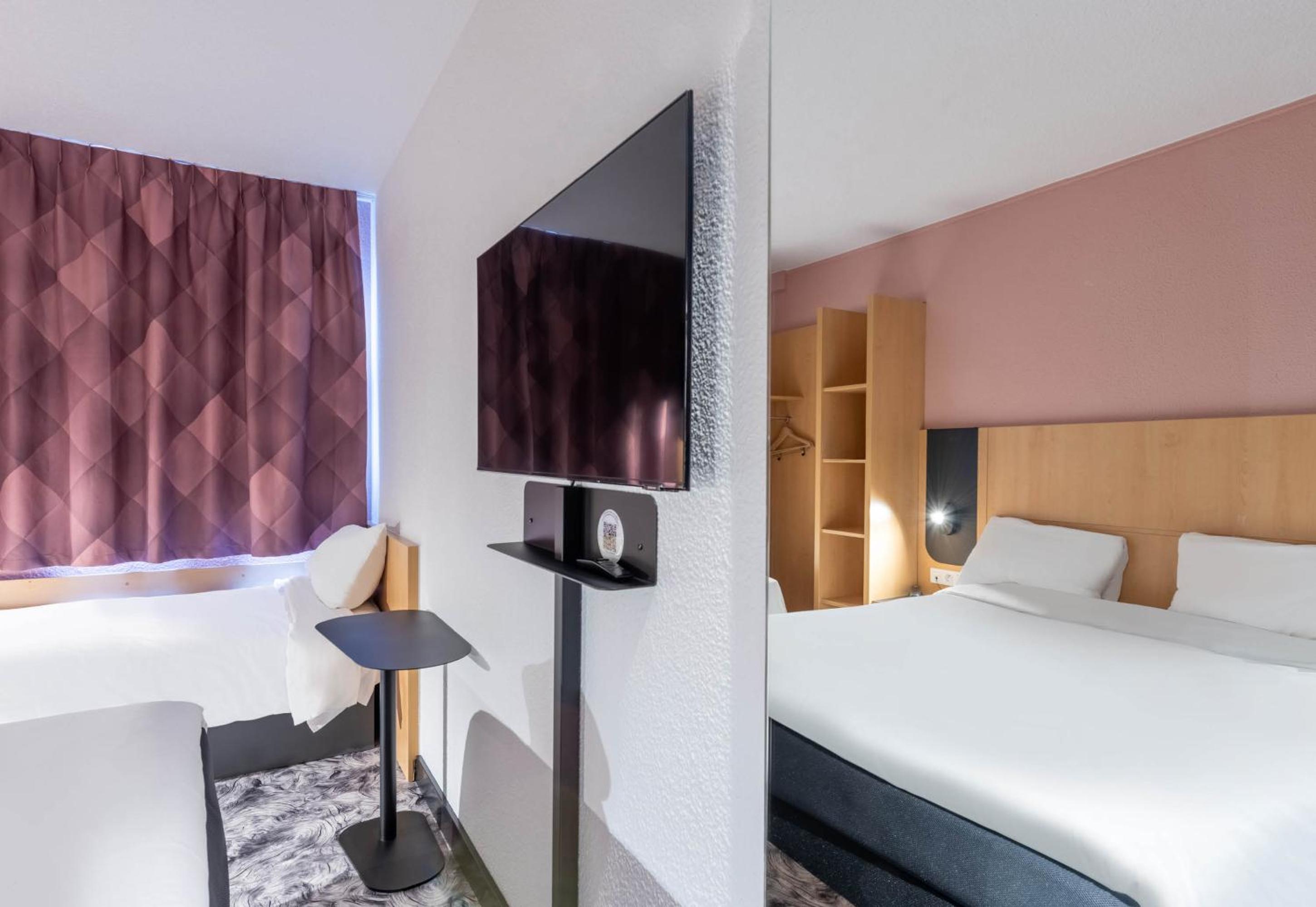 Standard, Double Bed