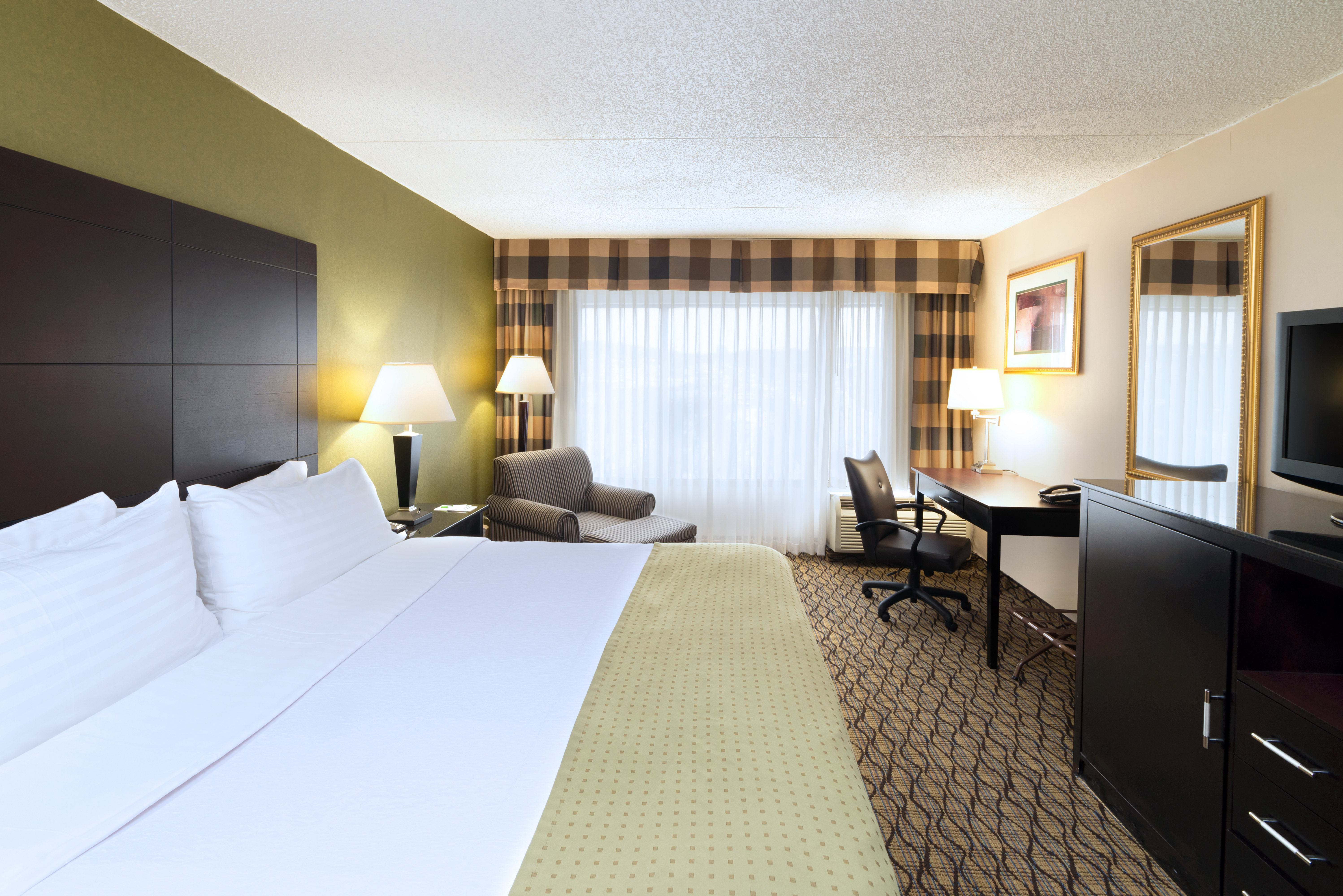 Garner Hotel Totowa by IHG 19/74