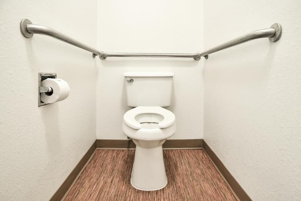 Motel6 Saint Joseph, MO 55/57