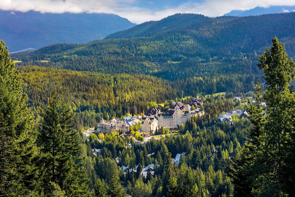 Fairmont Chateau Whistler Gold Experience 39/48