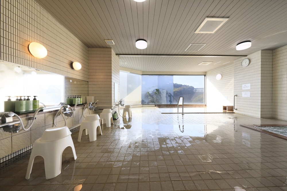 Katsuura Hilltop Hotel & Residence 23/50