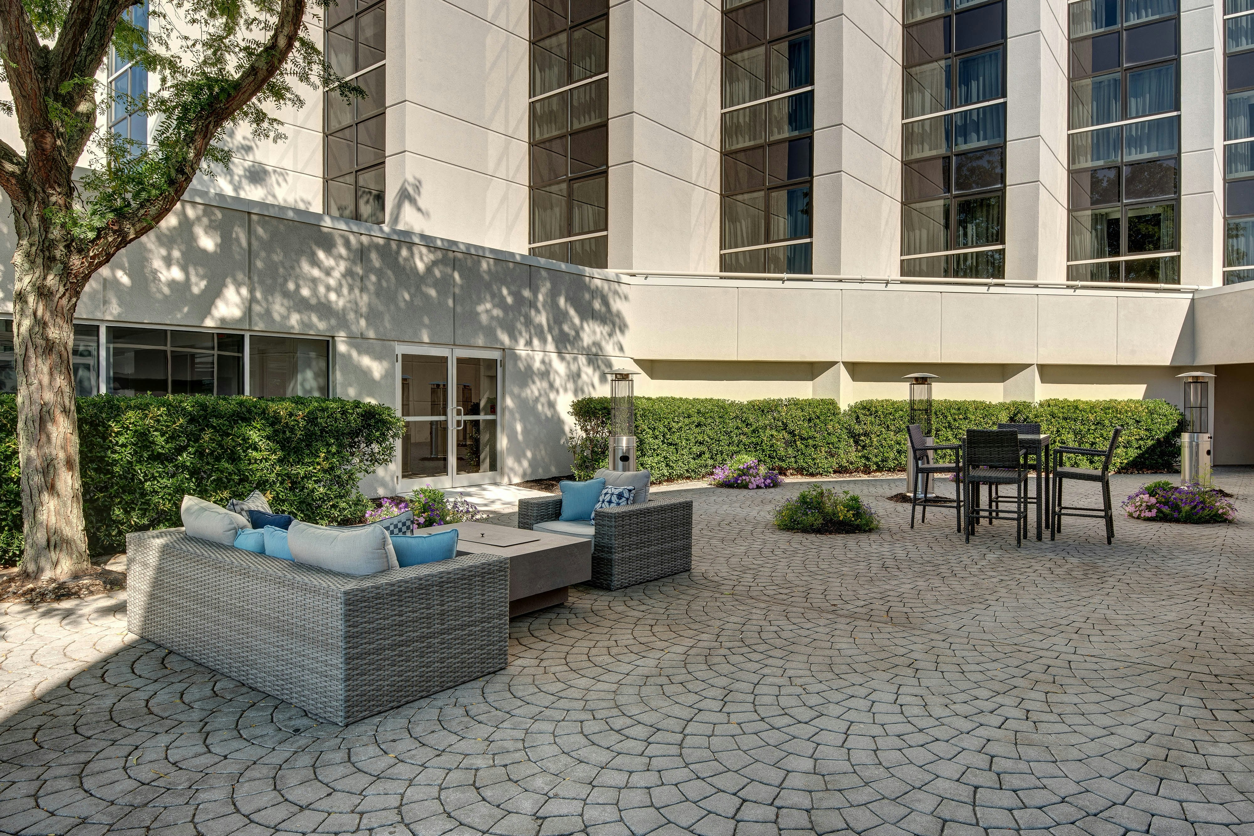Sheraton Eatontown Hotel 38/40