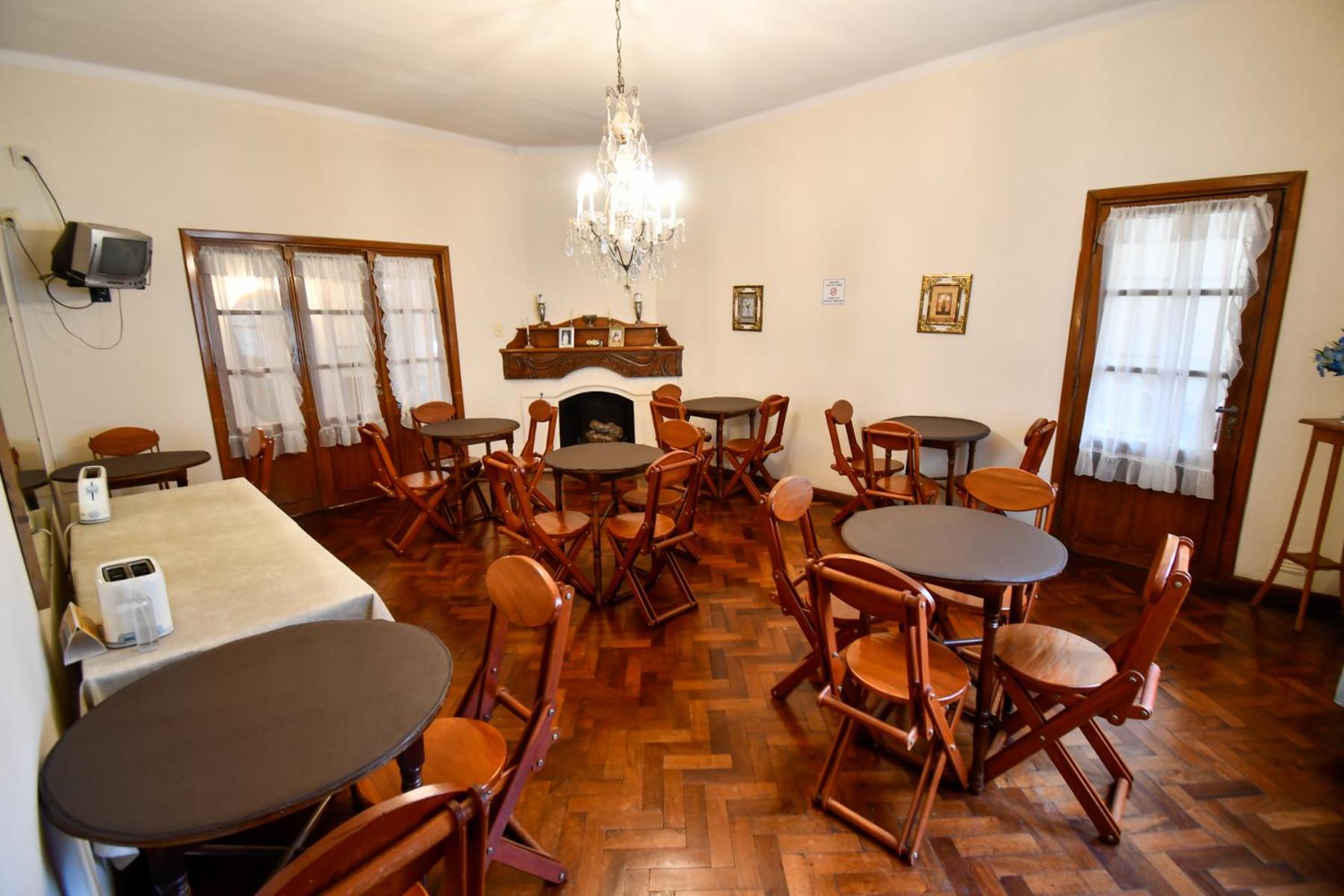 Hostal El Cerrito 28/34