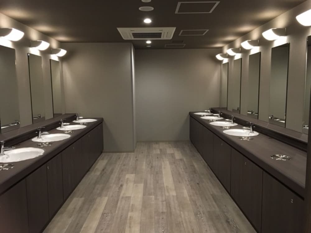Bizcourt Cabin Susukino - Caters to Men 15/19