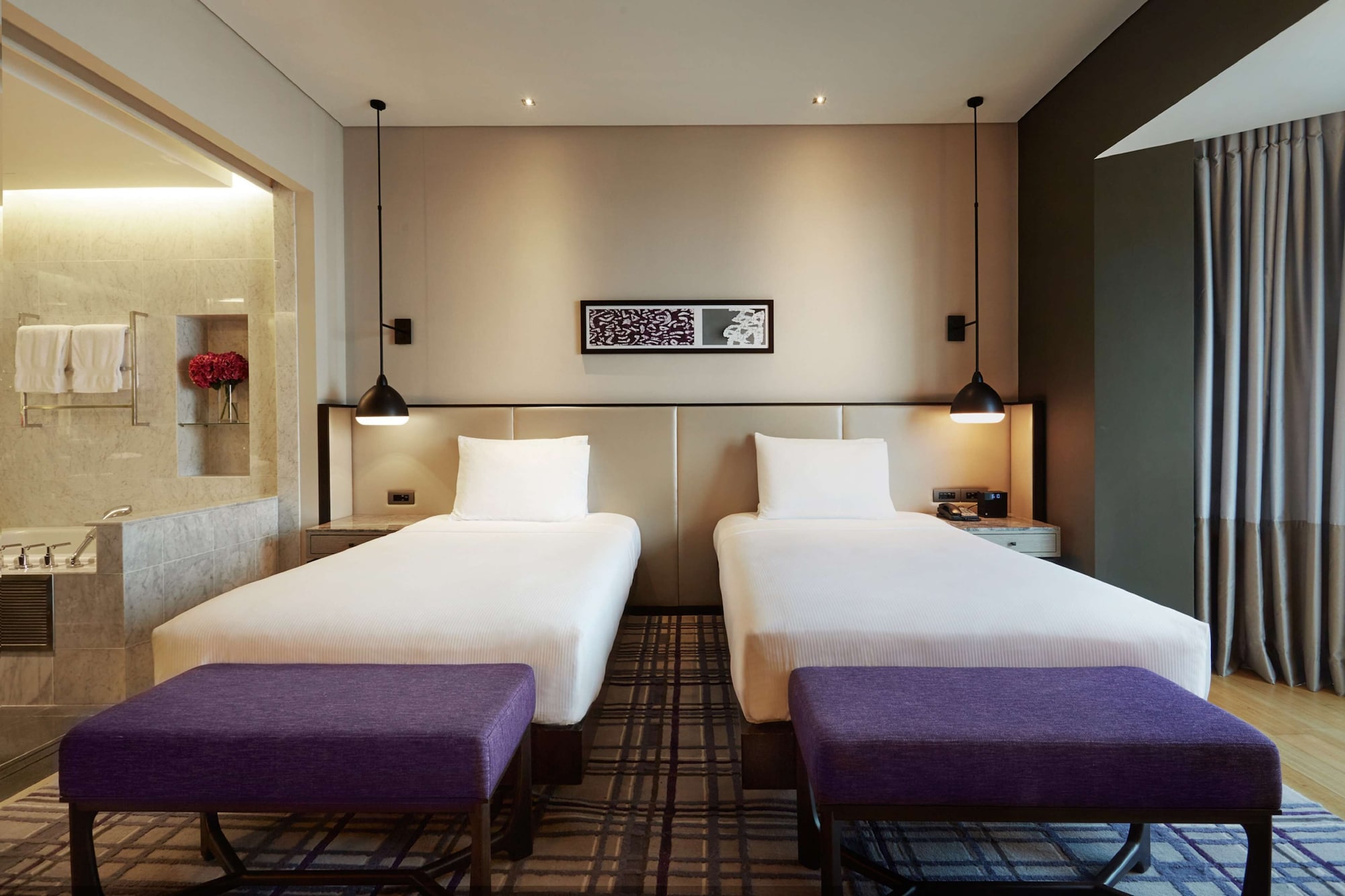 غرفة ديلوكس بسرير فردي بإطلالة على البحيرة، Hilton Kuala Lumpur 2/11