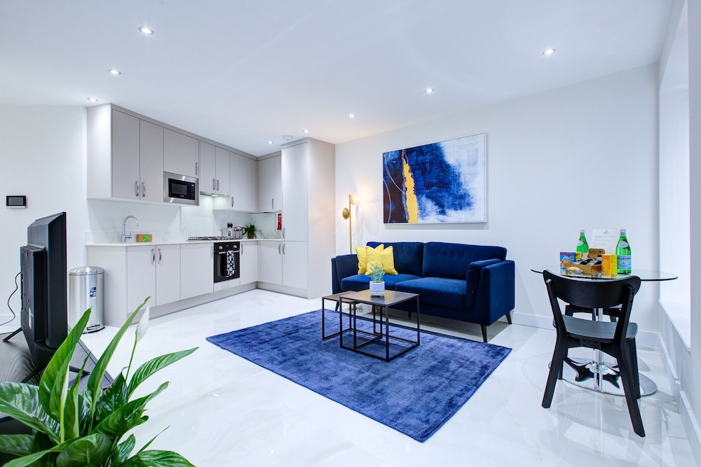 HybridResi Uxbridge 32/47